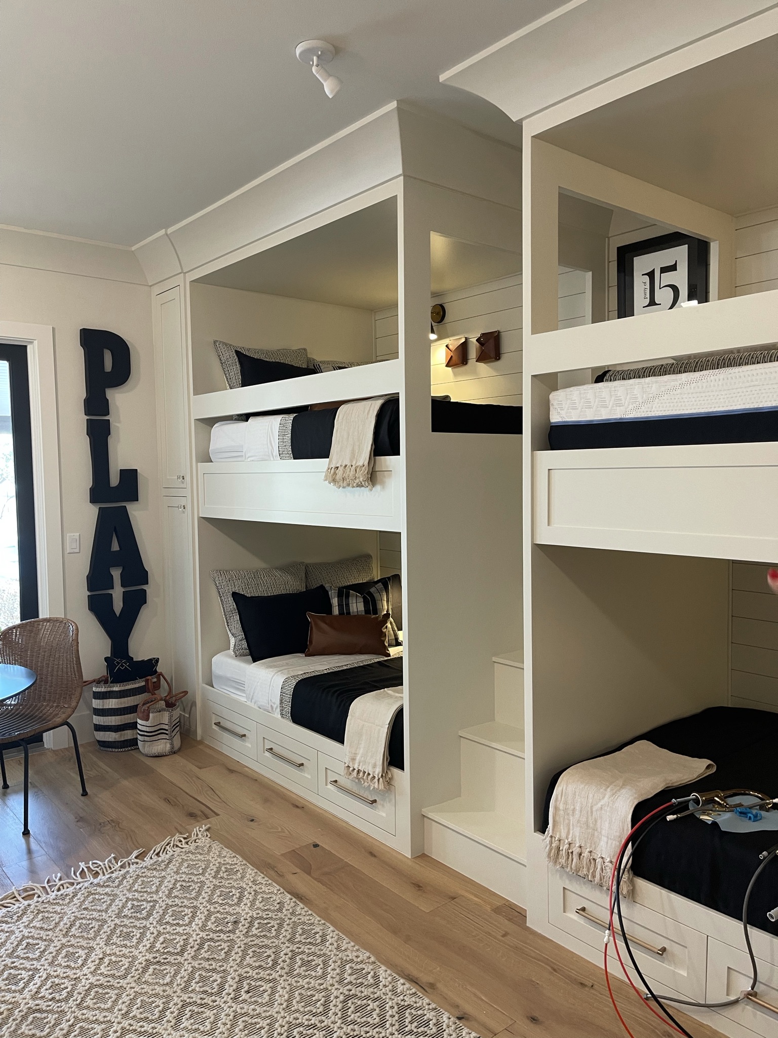 Double Bunk Beds with Staircase in Middle